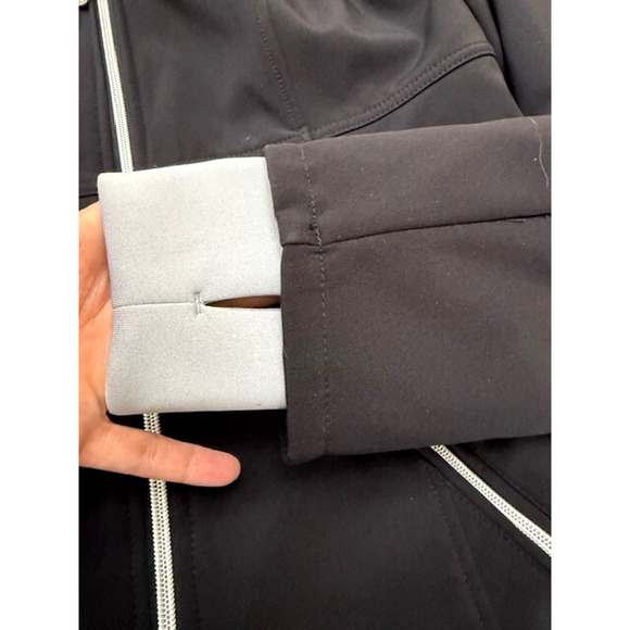 Betsey Johnson Soft Shell Hood Jacket Coat Sz M Black Water Repellant Thumb Hole - Picture 12 of 16